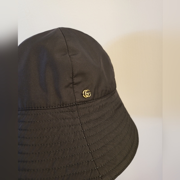 Authentic Gucci Nylon GG Motif Bucket Hat - Picture 2 of 8